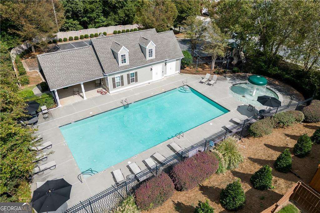 2263 Leicester Way SE