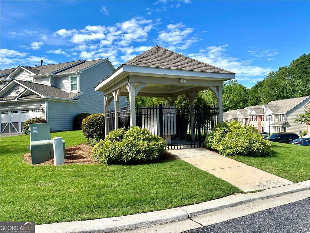 2263 Leicester Way SE