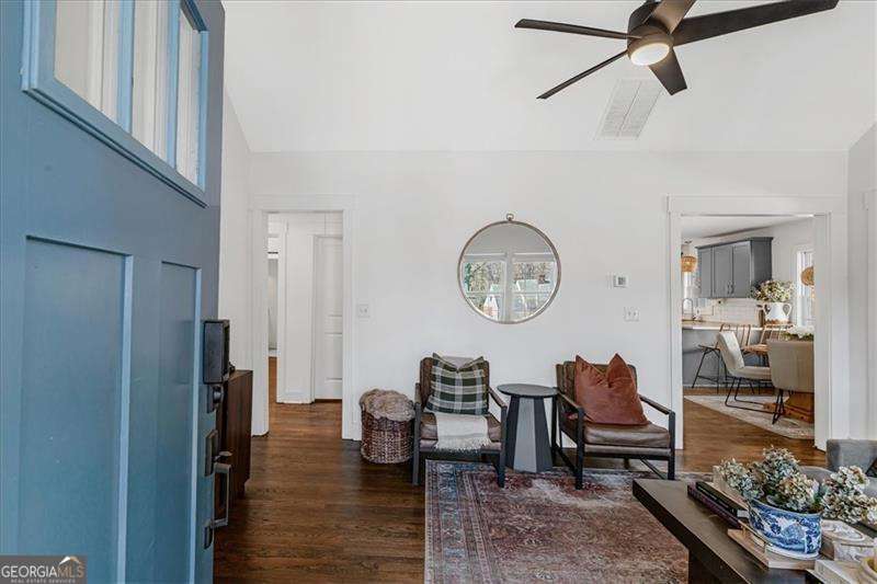 1931 S Gordon Street SW