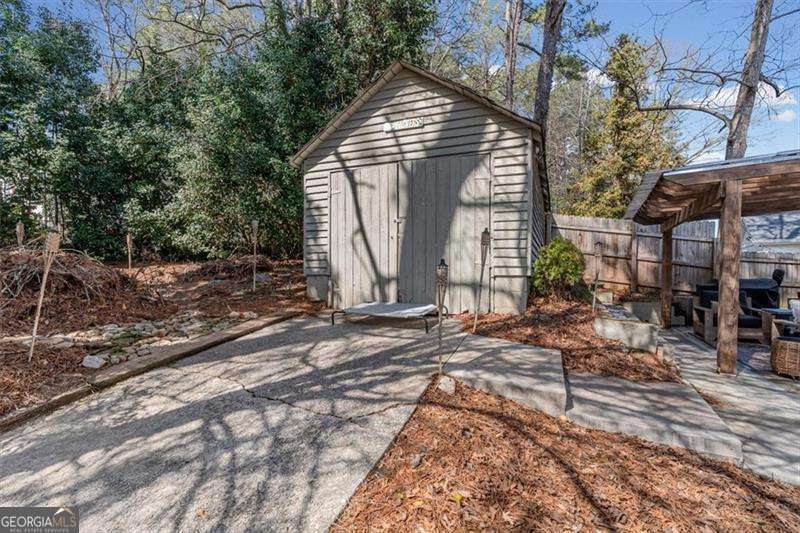 1931 S Gordon Street SW