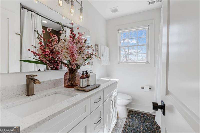 1931 S Gordon Street SW