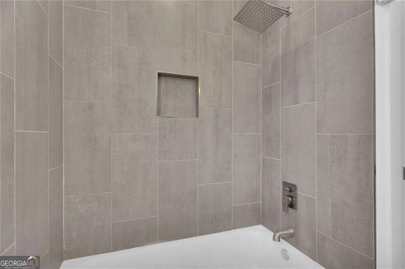 1931 S Gordon Street SW