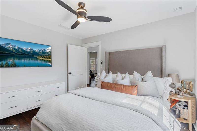 1931 S Gordon Street SW