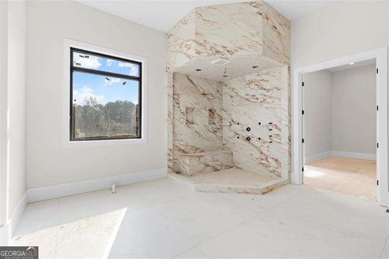 124 Woodlawn Drive NE