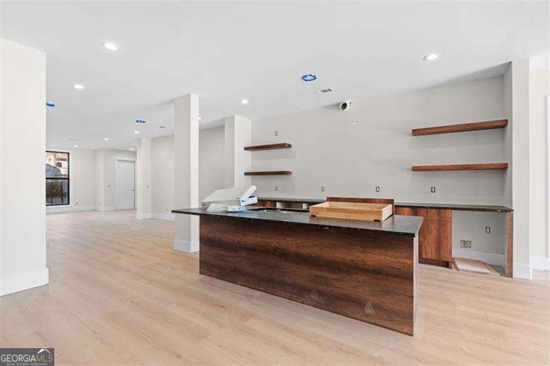 124 Woodlawn Drive NE