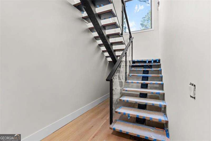 124 Woodlawn Drive NE