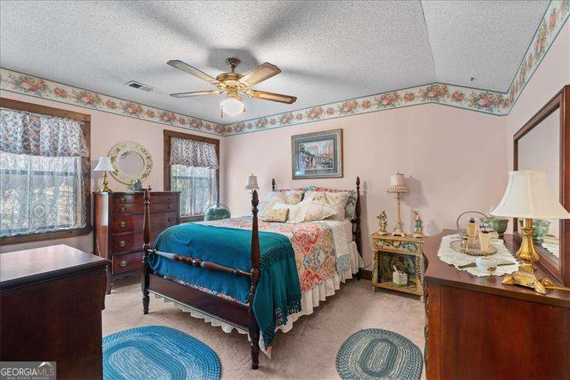 4068 Norton Place SE