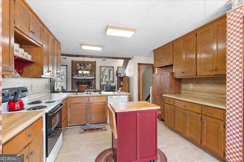 4068 Norton Place SE