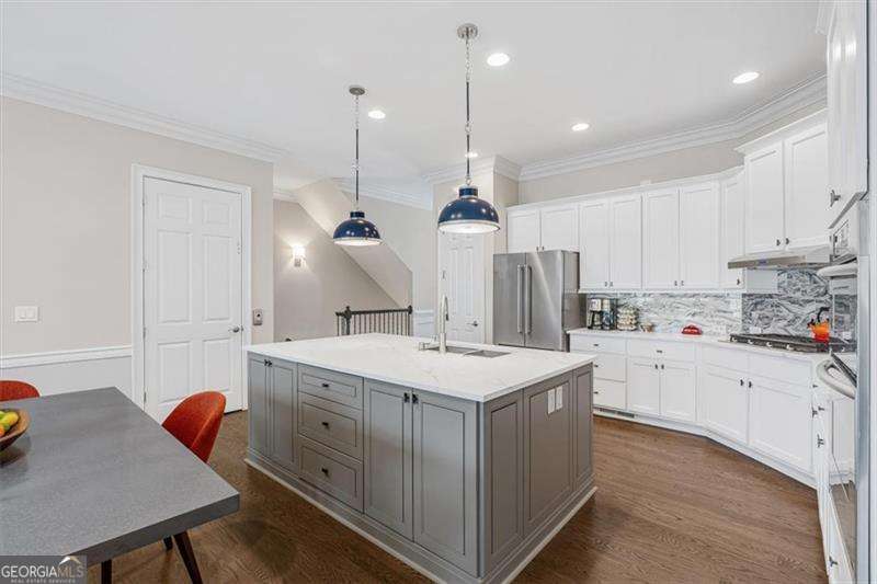 2235 Edgartown Lane SE # 9