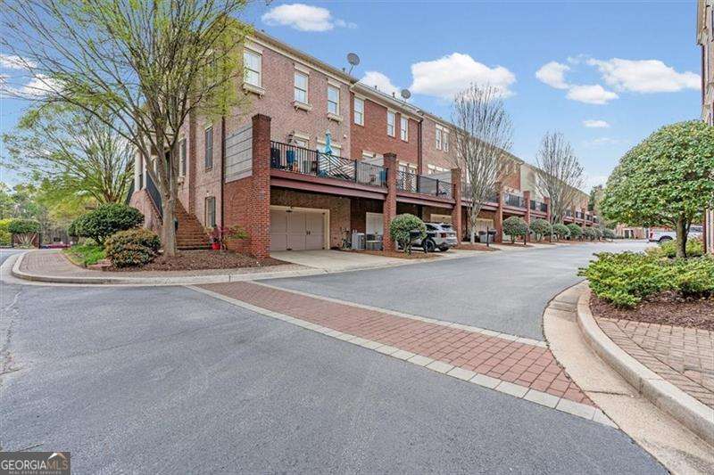 2235 Edgartown Lane SE # 9