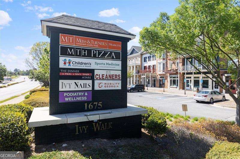 2235 Edgartown Lane SE # 9