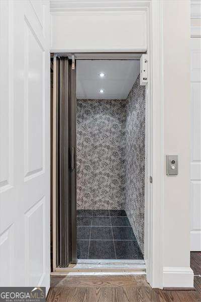 2235 Edgartown Lane SE # 9