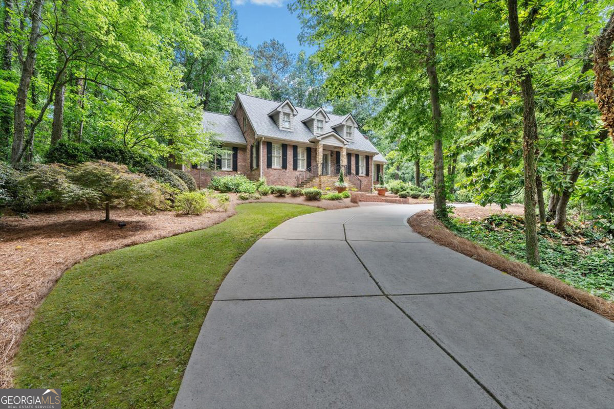 682 Austin Drive SE