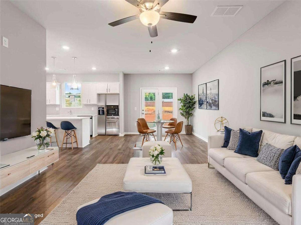 1107 Elyse Lane