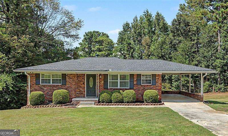 141 Cooper Lake Road SE