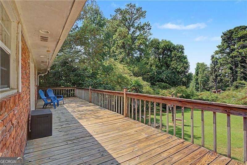 141 Cooper Lake Road SE