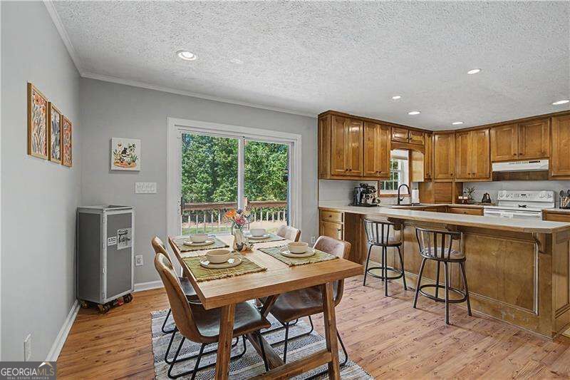 141 Cooper Lake Road SE