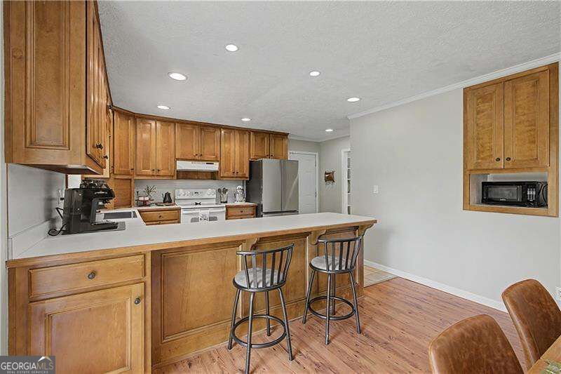 141 Cooper Lake Road SE