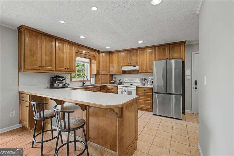 141 Cooper Lake Road SE