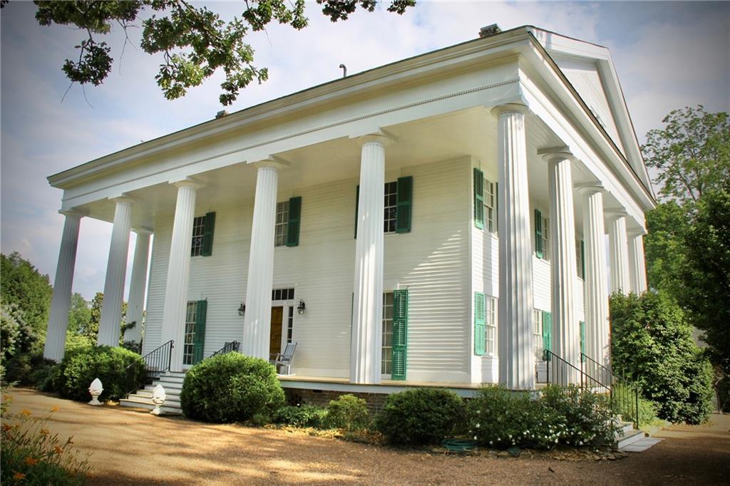 12 Pine Street