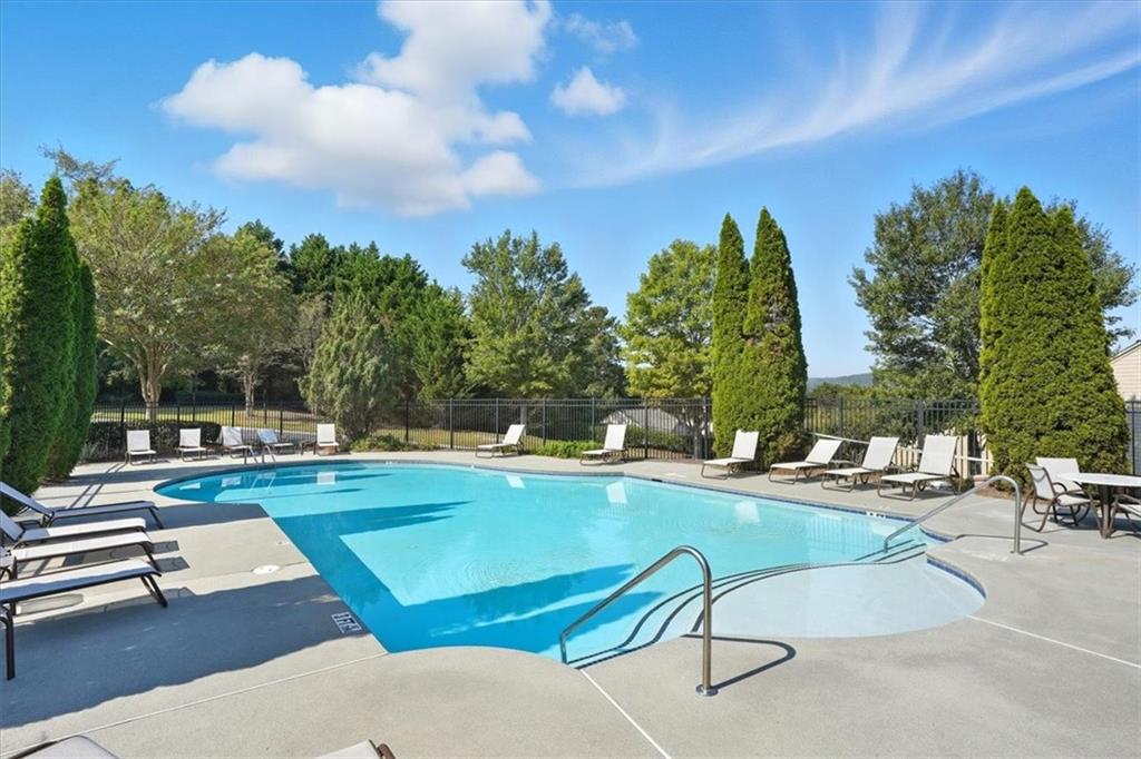 1664 Fair Oak Way Unit 25