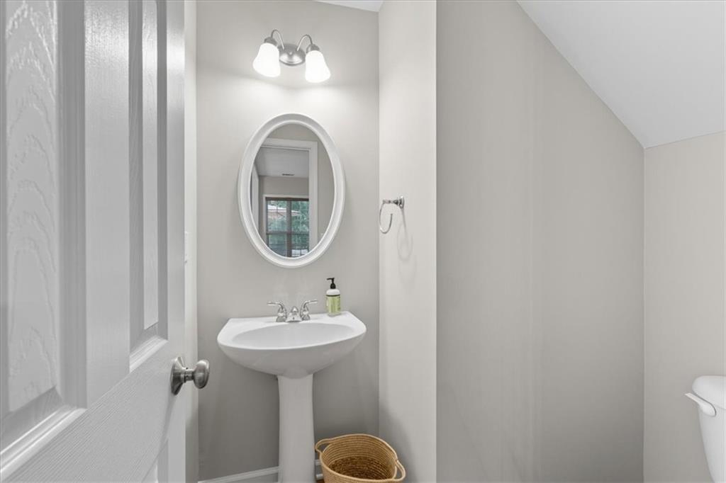 1664 Fair Oak Way Unit 25