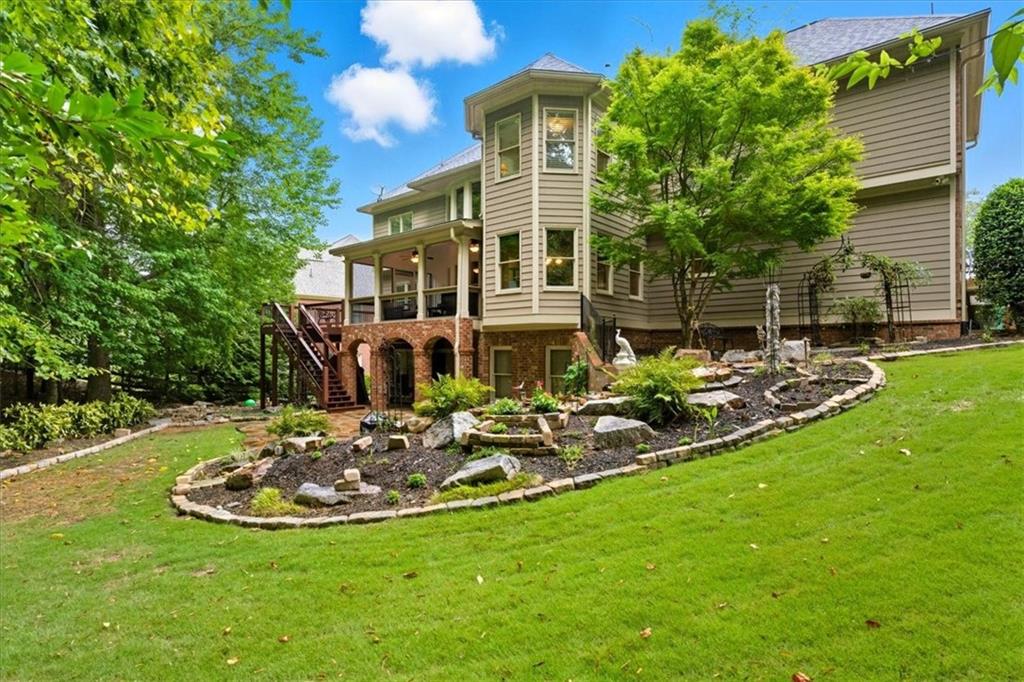 120 Fernwood Drive