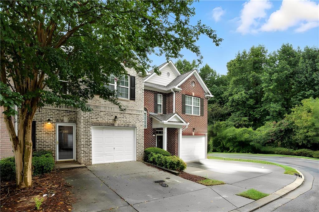 2263 Leicester Way SE