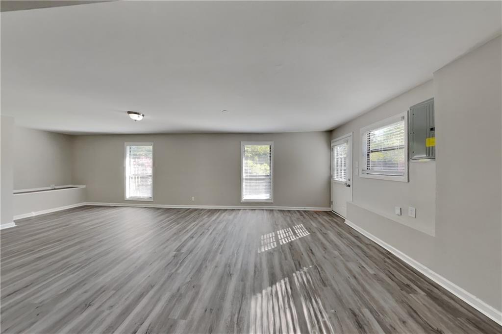 570 Charing Cross Drive