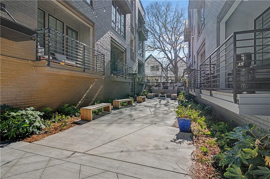 123 Beardon Circle Unit 8