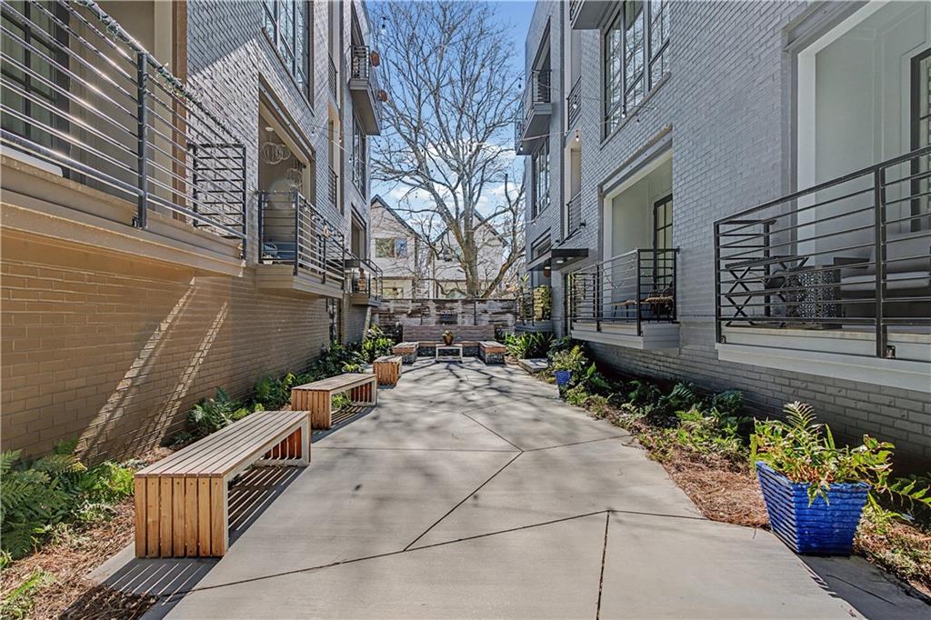 123 Beardon Circle Unit 8