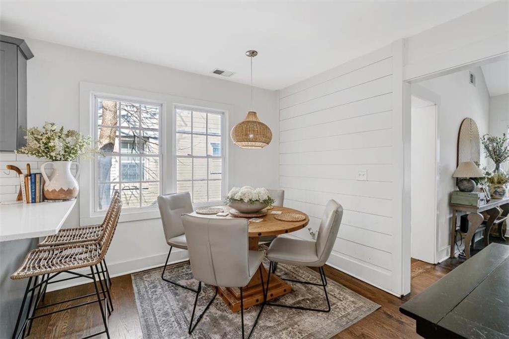 1931 S Gordon Street SW