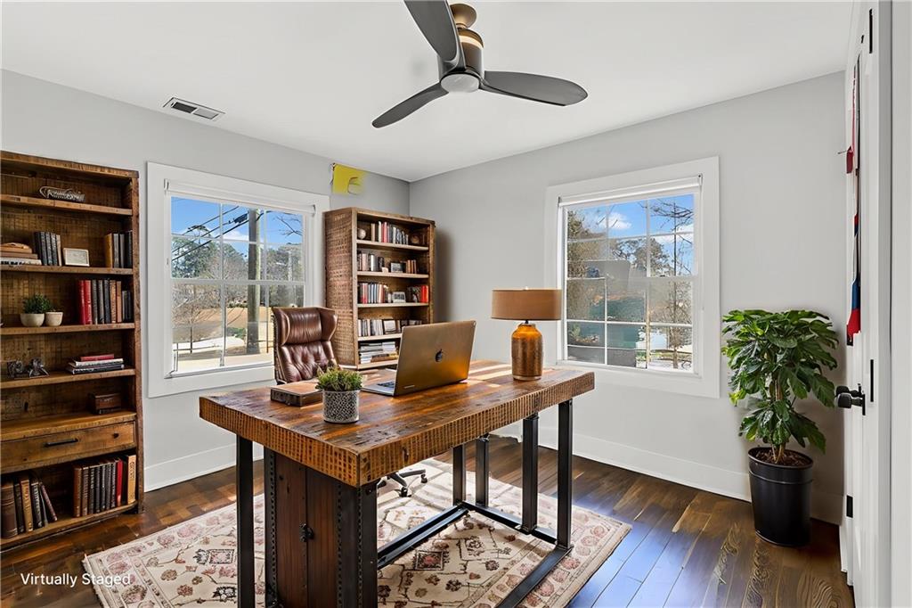 1931 S Gordon Street SW