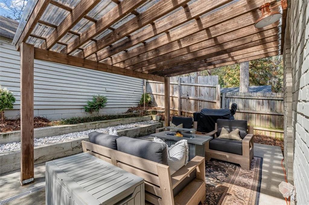 1931 S Gordon Street SW