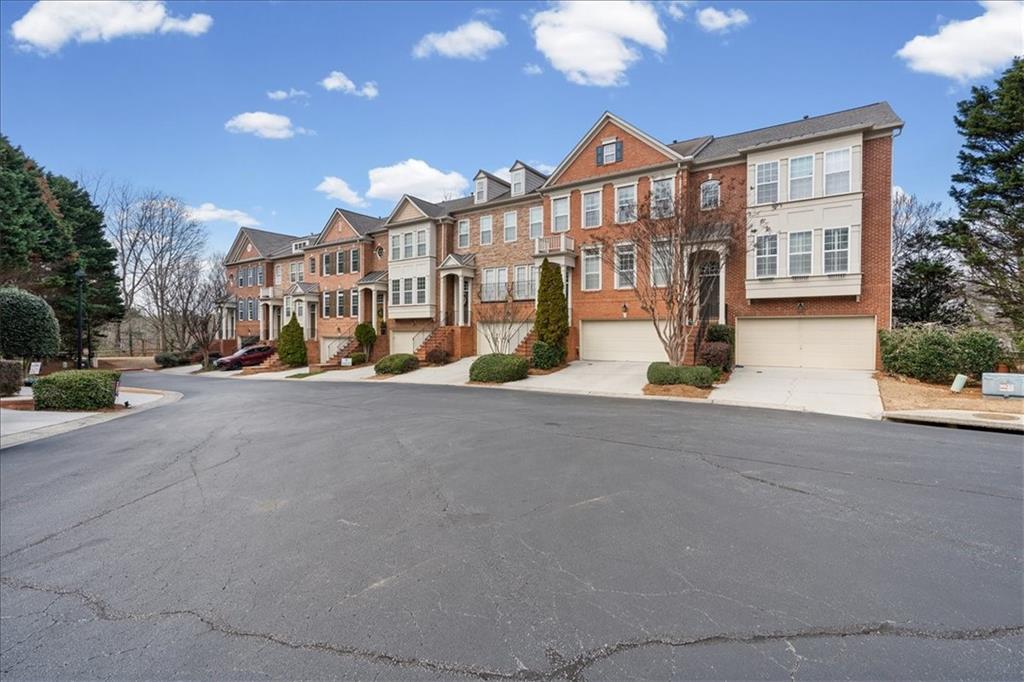 1605 Wehunt Place SE Unit 15