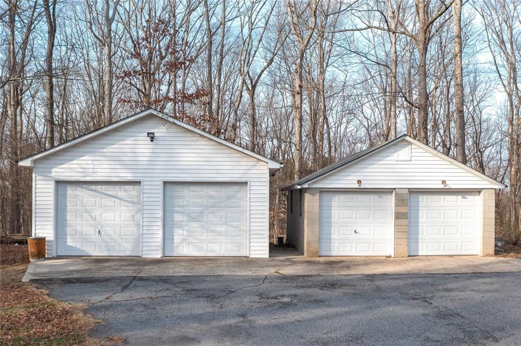 437 SE Cooper Lake Road SE