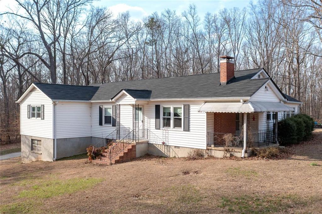 437 SE Cooper Lake Road SE