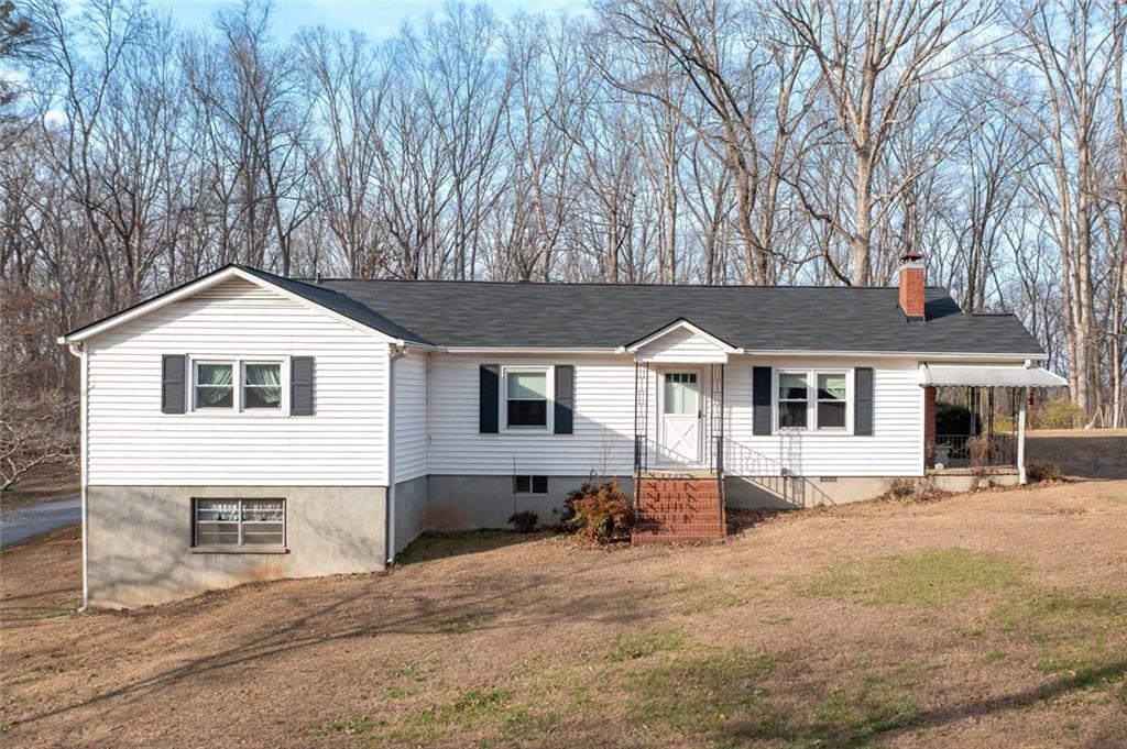 437 SE Cooper Lake Road SE