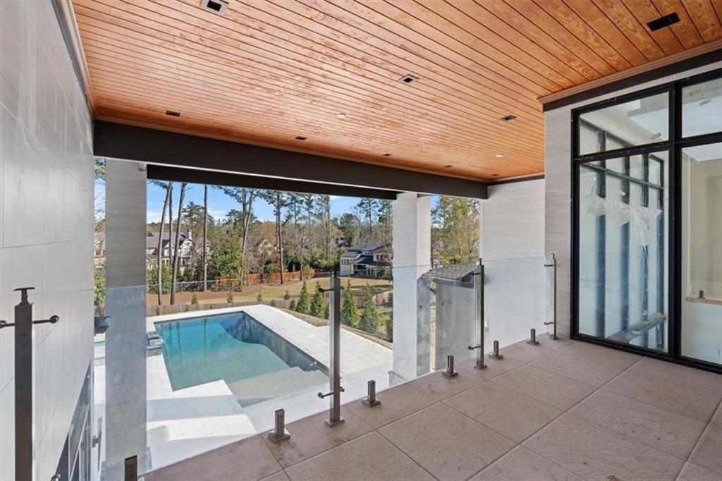 124 Woodlawn Drive NE