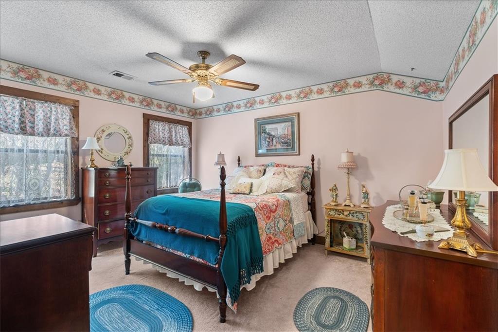 4068 Norton Place SE