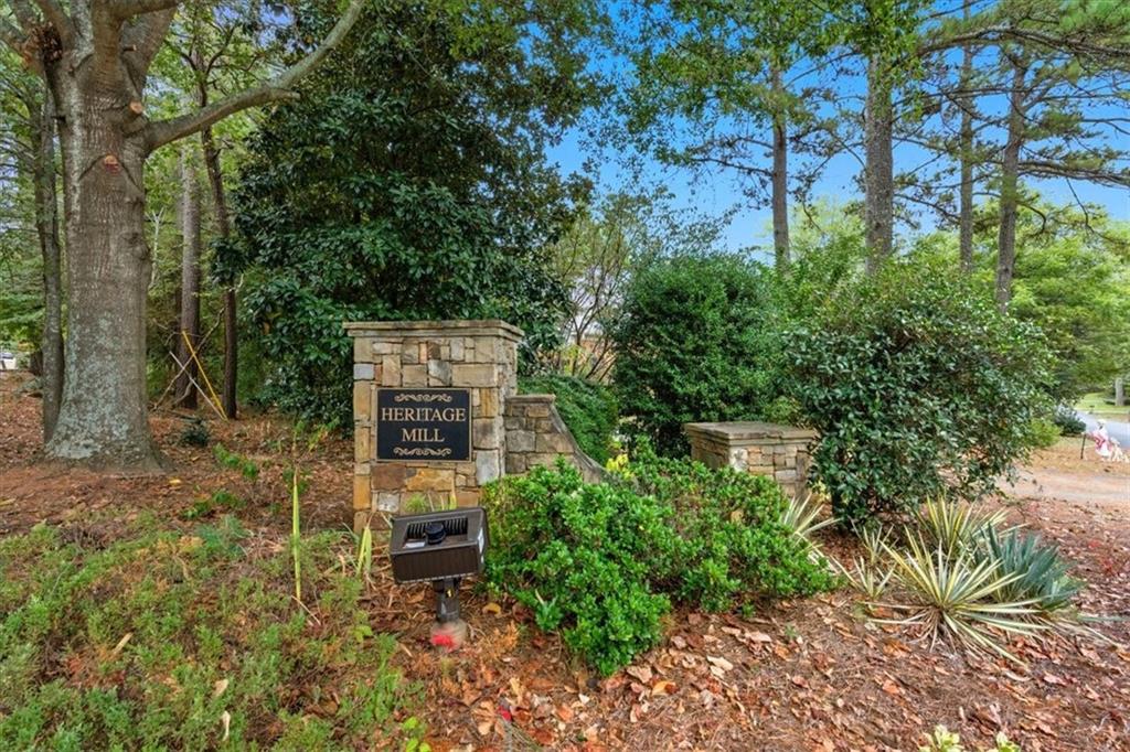 4068 Norton Place SE