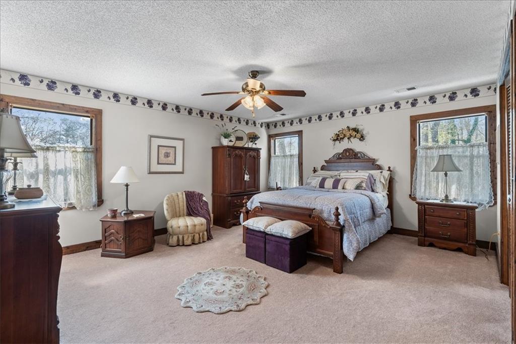 4068 Norton Place SE