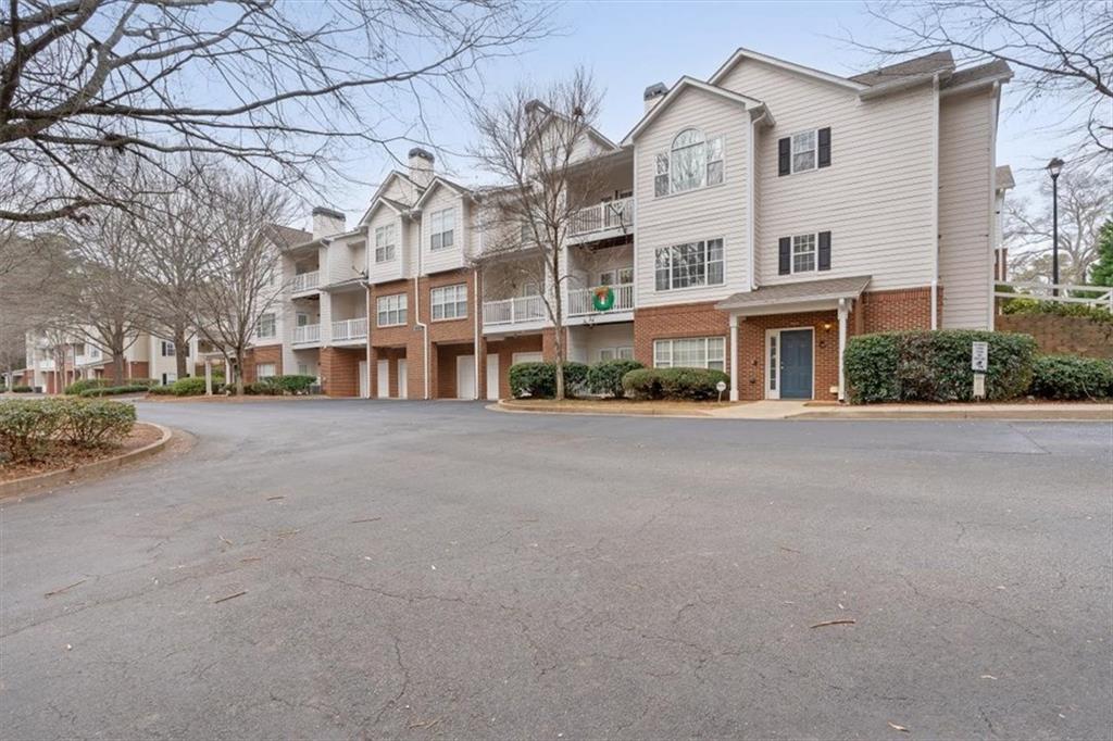 803 Spring Heights Lane SE