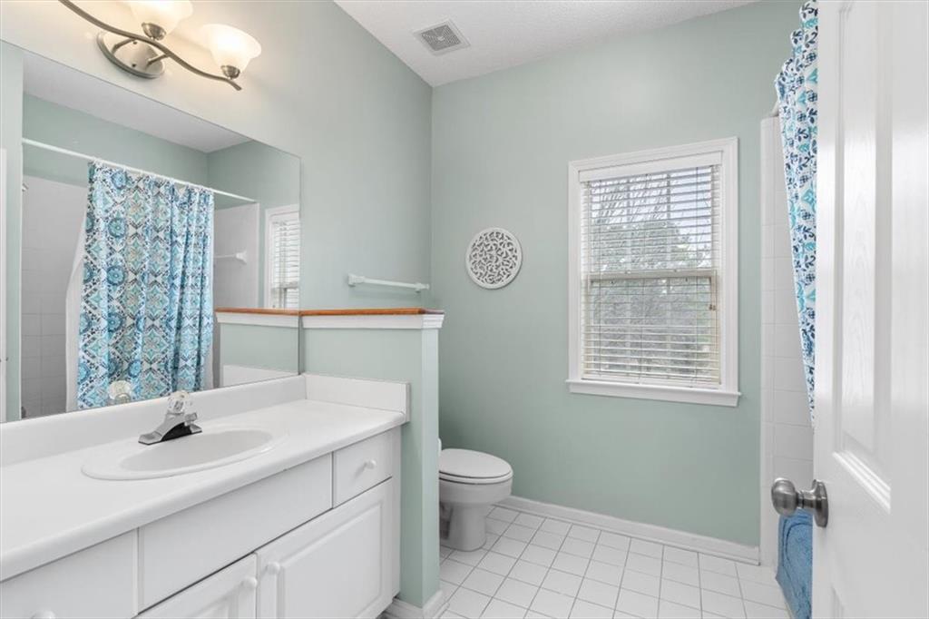 803 Spring Heights Lane SE