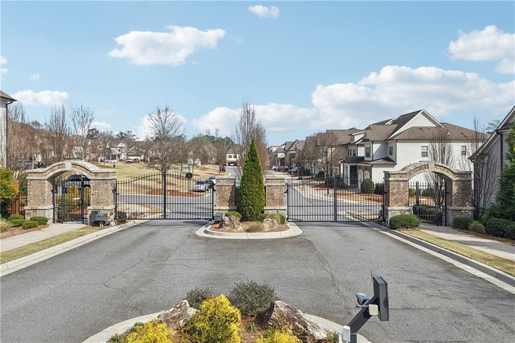305 Marlowe Alley