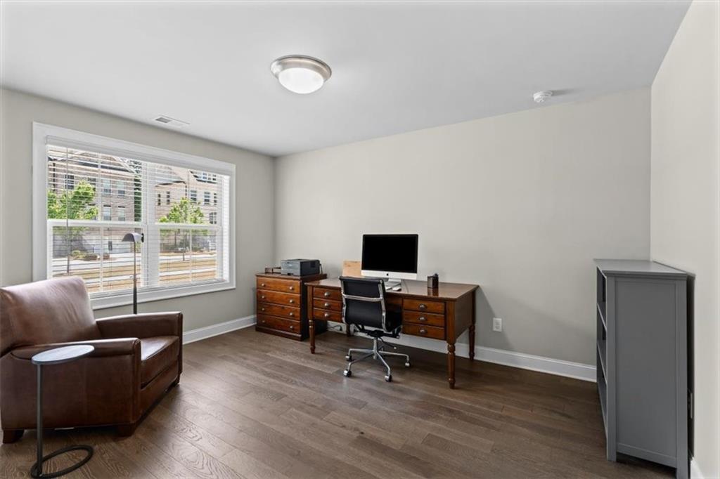 305 Marlowe Alley