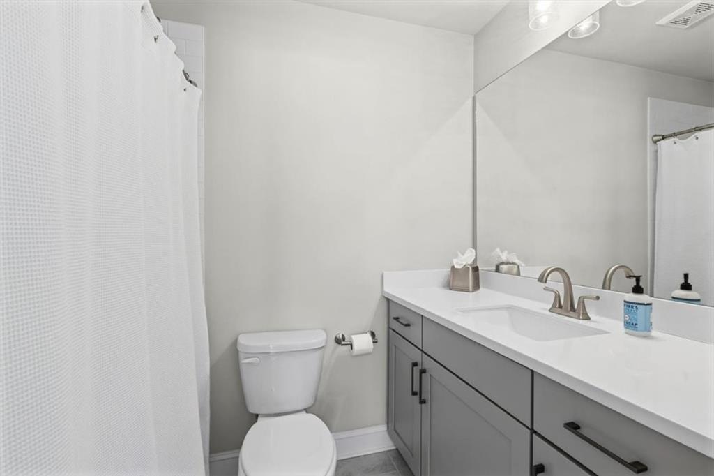 305 Marlowe Alley