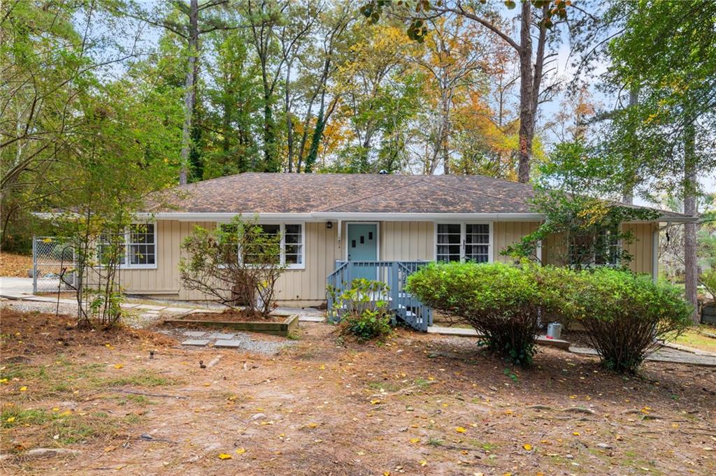 866 Buckner Road SE