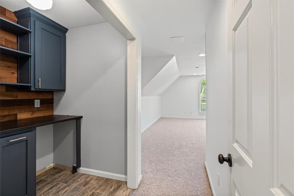 3105 Ballet Court SE
