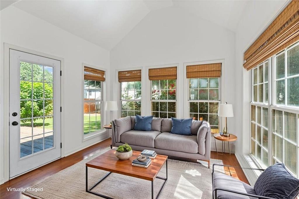 3105 Ballet Court SE